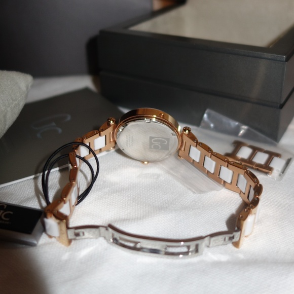 GC Guess Collection Ladychic Rose Gold Ceramics - Picture 7 of 10